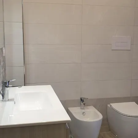Casa Rutigliano 78 公寓 *
